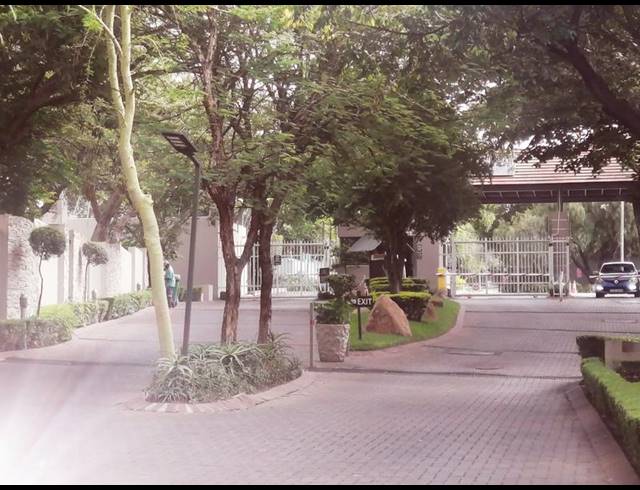 2 BEDROOM PROPERTY TO RENT IN FOURWAYS